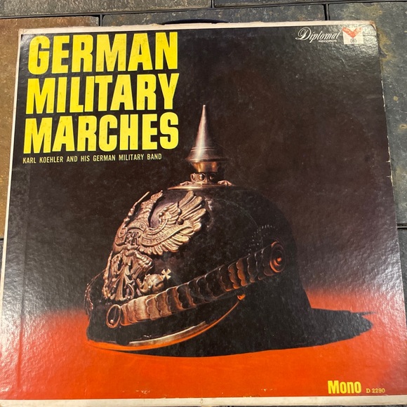 Vintage Vinyl LPS, pick two! Very good condition: - Picture 11 of 16